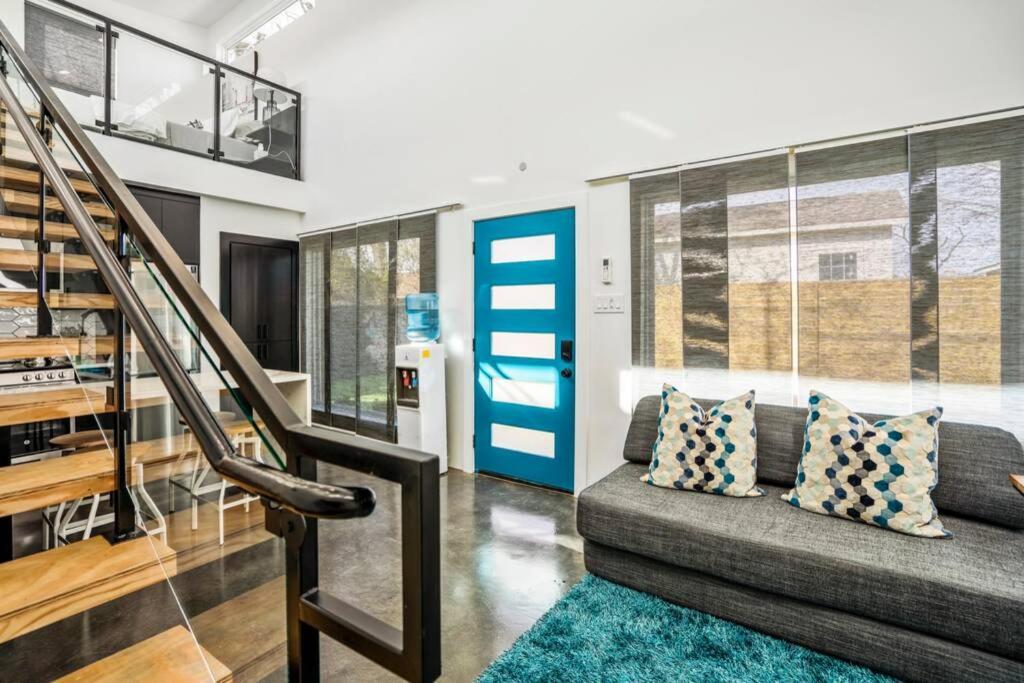 Quantum Tiny Loft At East End Revitalized Хьюстон Экстерьер фото