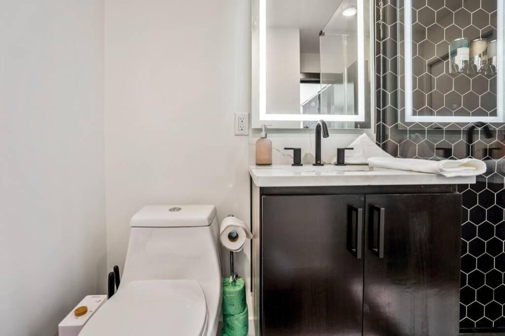 Quantum Tiny Loft At East End Revitalized Хьюстон Экстерьер фото